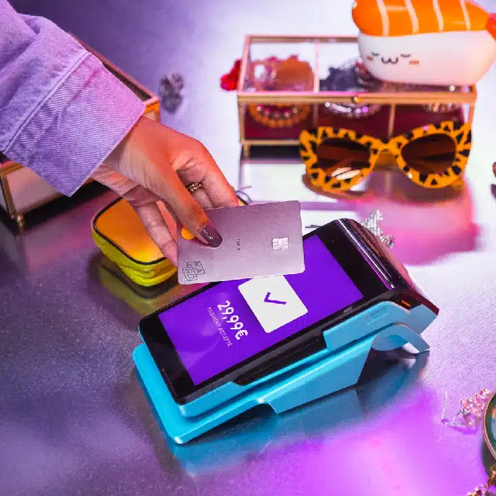 Paying with Kard Card